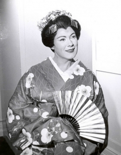 Renata Tebaldi in Madame Butterfly dal programma televisivo americano "The Bell Telephone Hour" (1959-1967)
